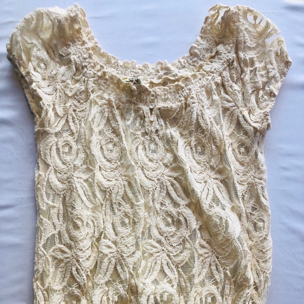 Blouse - Picture 2 of 6